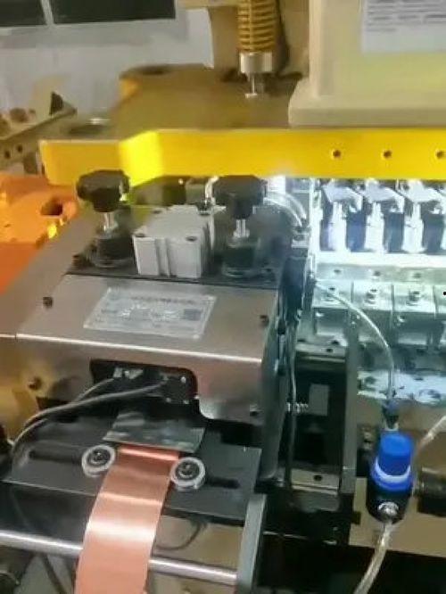 冲床视频车间,揭秘现代金属加工生产线